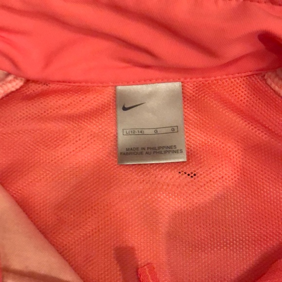 Nike Jacket (Las) - Picture 2 of 4